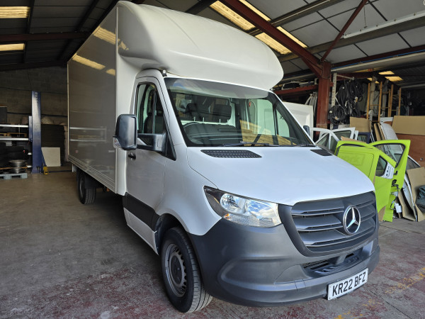 2022 Mercedes-Benz Sprinter 315Cdi L3 Diesel Rwd 3.5T Progressive Luton Van // PBT00-445